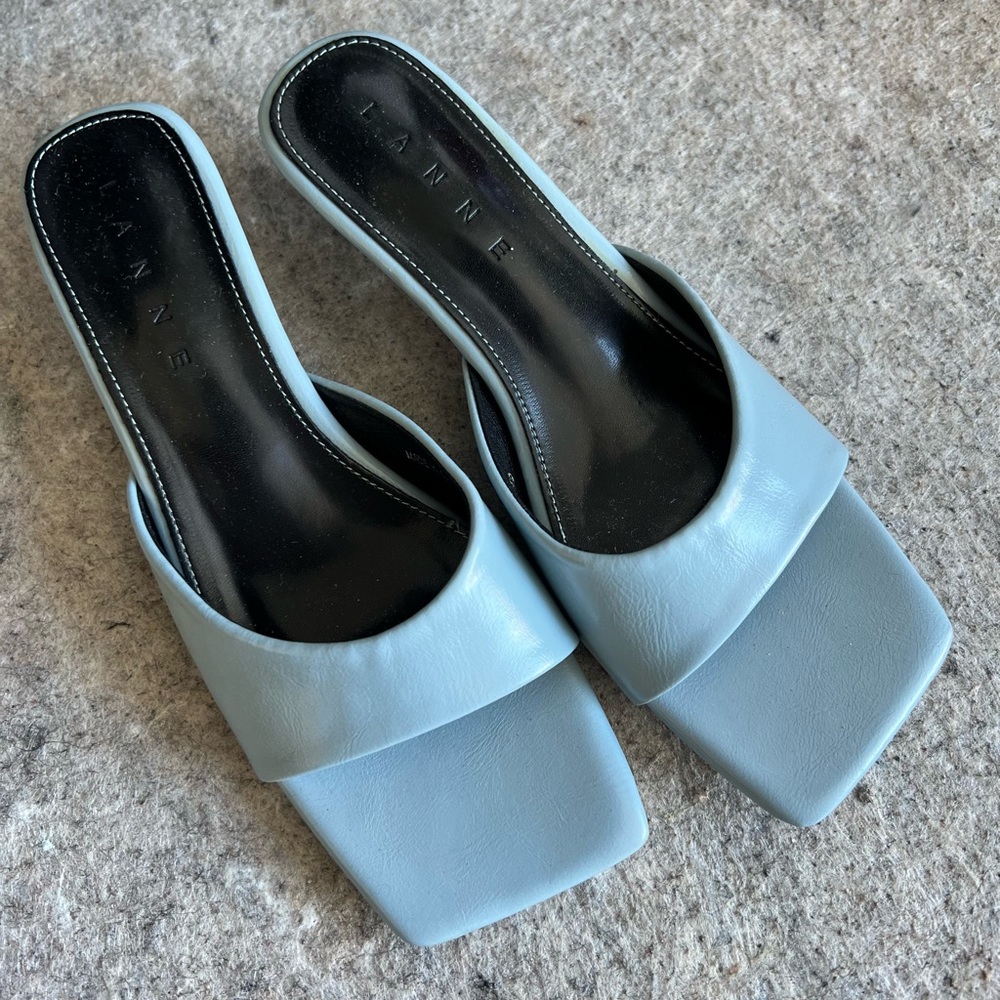 Kitten heel mules